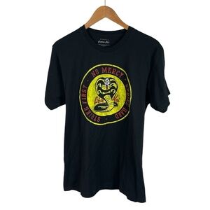 TS1123 Men’s Bioworld Cobra Kai No Mercy Strike Hard Graphic T Shirt L